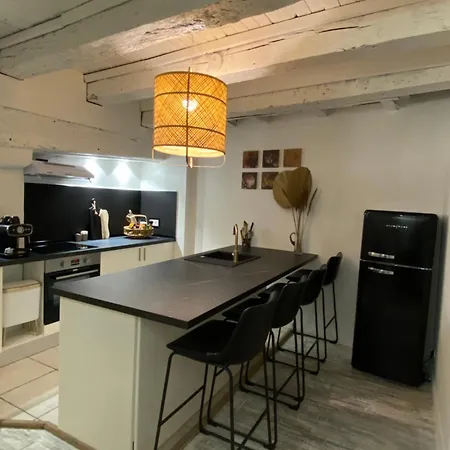 La Source, Maison De Vieux Holiday home *